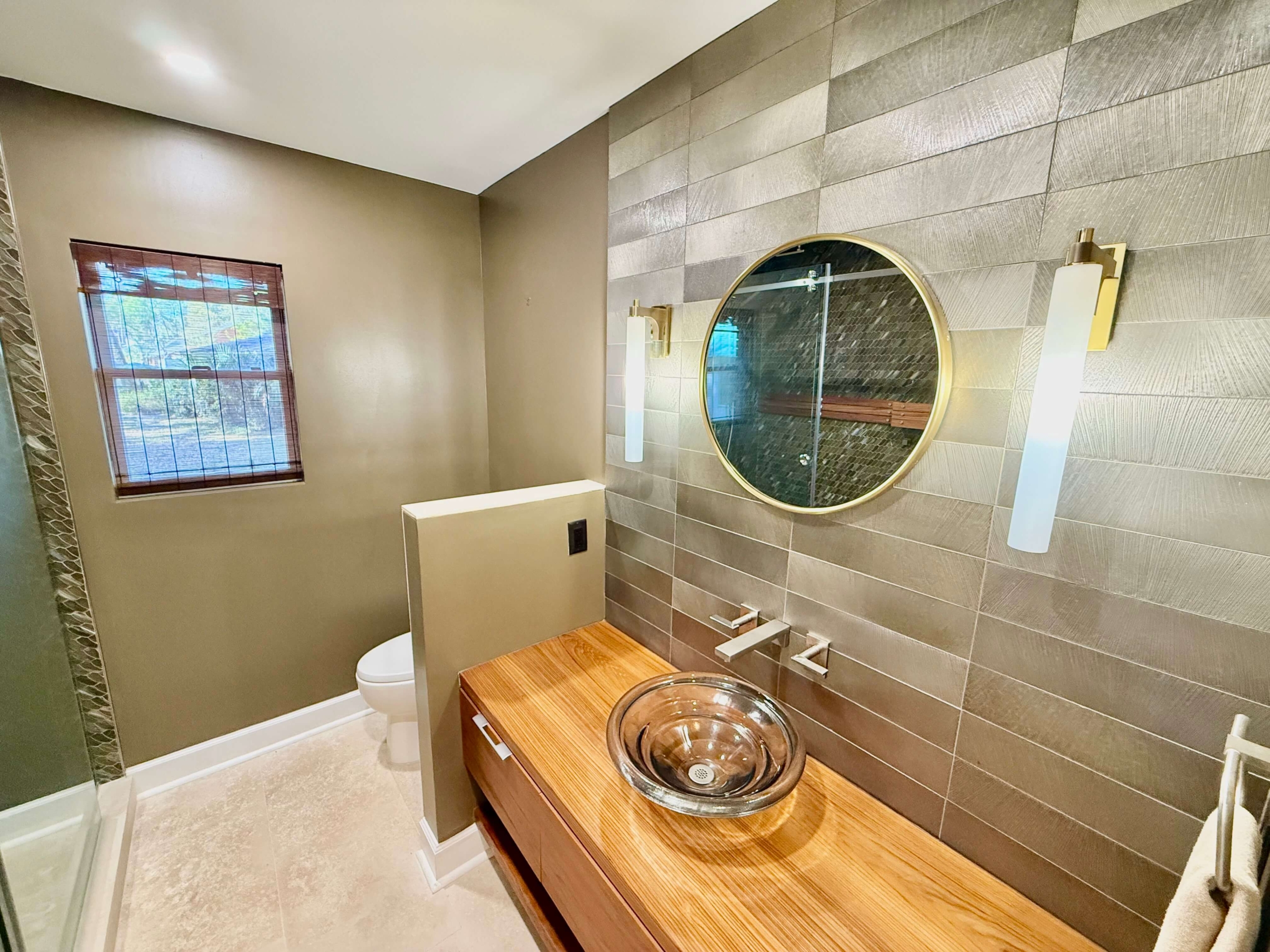 photo of bathroom with a bolw sink